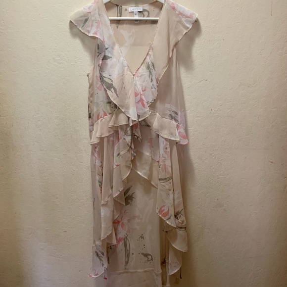 Leith High Low Ruffle Sheer Floral Top NWT Size XS - Picture 3 of 6